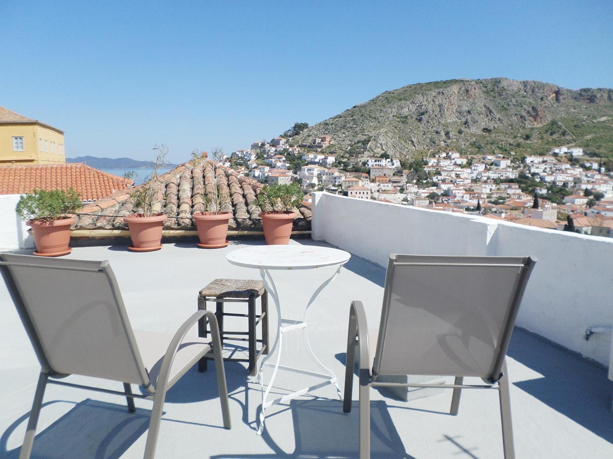 In The Heart Of Hydra Villa Exterior photo