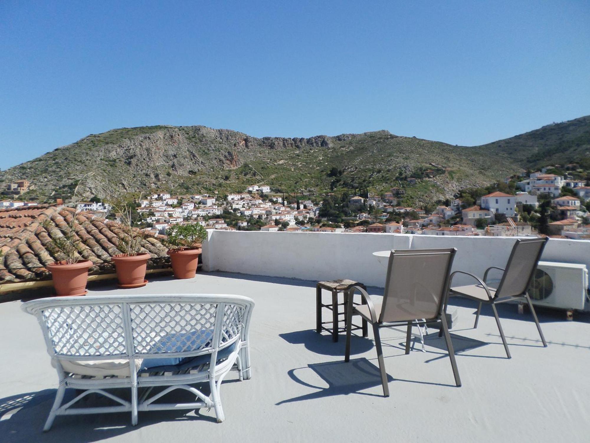 In The Heart Of Hydra Villa Exterior photo